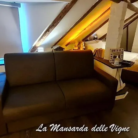 Дом отдыха La Mansarda Delle Vigne : Suite Loft Porto Antico Генуя